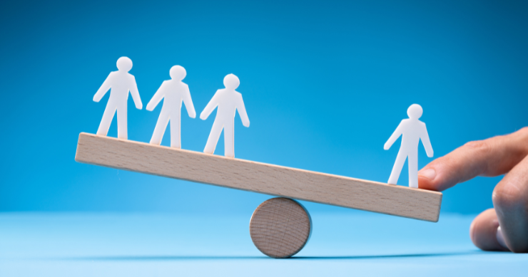 近所で火事があり家が臭い場合に業者を選ぶときの注意点